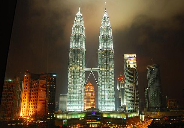 Vé máy bay Air Asia đi Kuala Lumpur giá rẻ