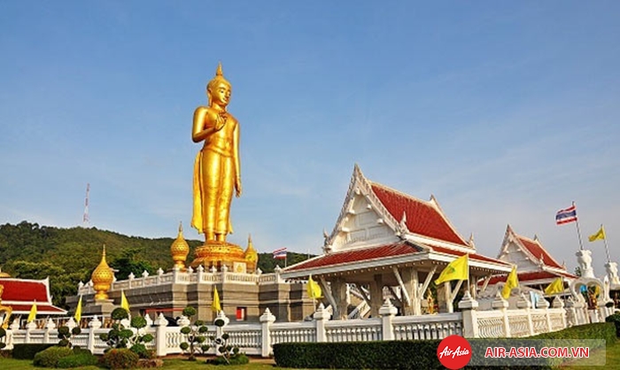 Chùa Phật nằm ở Hat Yai Nai
