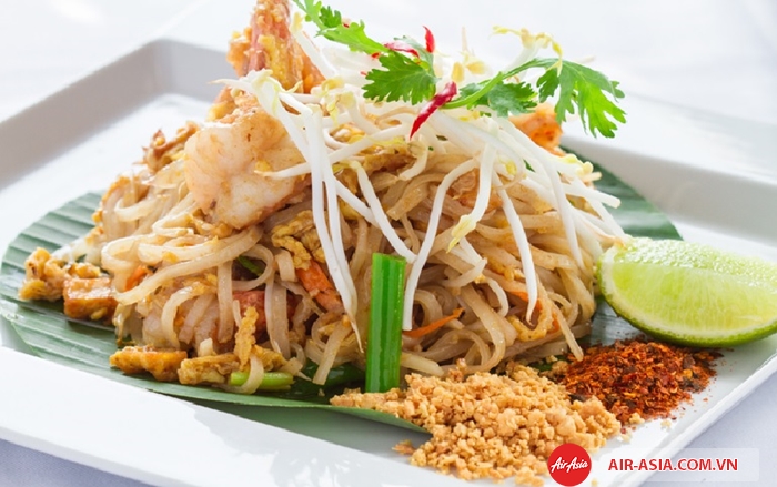 Pad Thái - món ăn truyền thống hấp dẫn của người Thái Lan