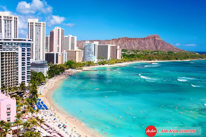 Waikiki được đánh giá là bãi biển đẹp nhất thế giới
