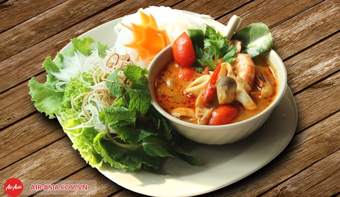 Canh chua Thái Lan Tom Yum