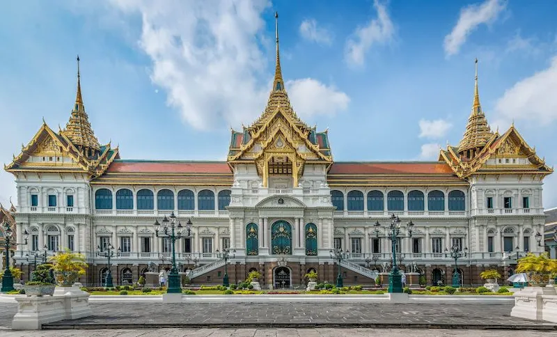 Cung điện Grand Palace thu hút nhiều du khách du lịch Thái Lan